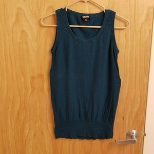 DKNY sleeveless sweater